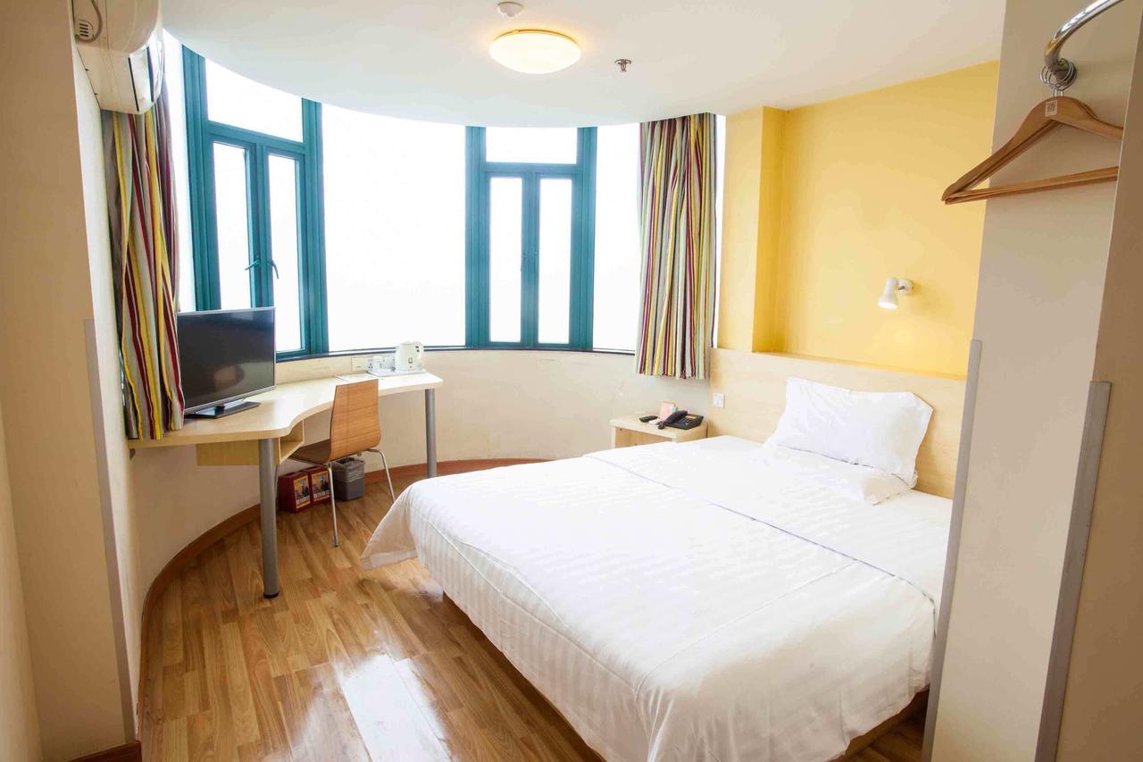 7Days Inn Huaihua Mayang Binhe Road Экстерьер фото